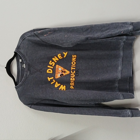 Disney Other - EXCLUSIVE Disney Employee Center Walt Disney Productions  Crewneck Sweat size M